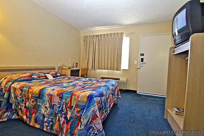 Motel 6-Bakersfield, Ca - Convention Center Экстерьер фото
