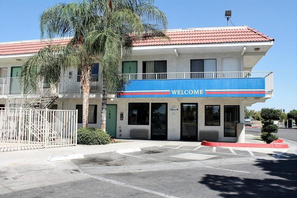 Motel 6-Bakersfield, Ca - Convention Center Экстерьер фото